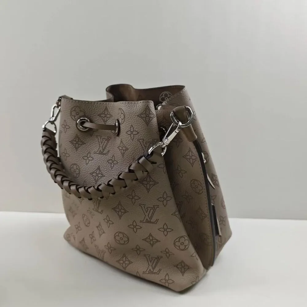 Louis Vuitton Women Pre-Loved Bag Brand New Condition